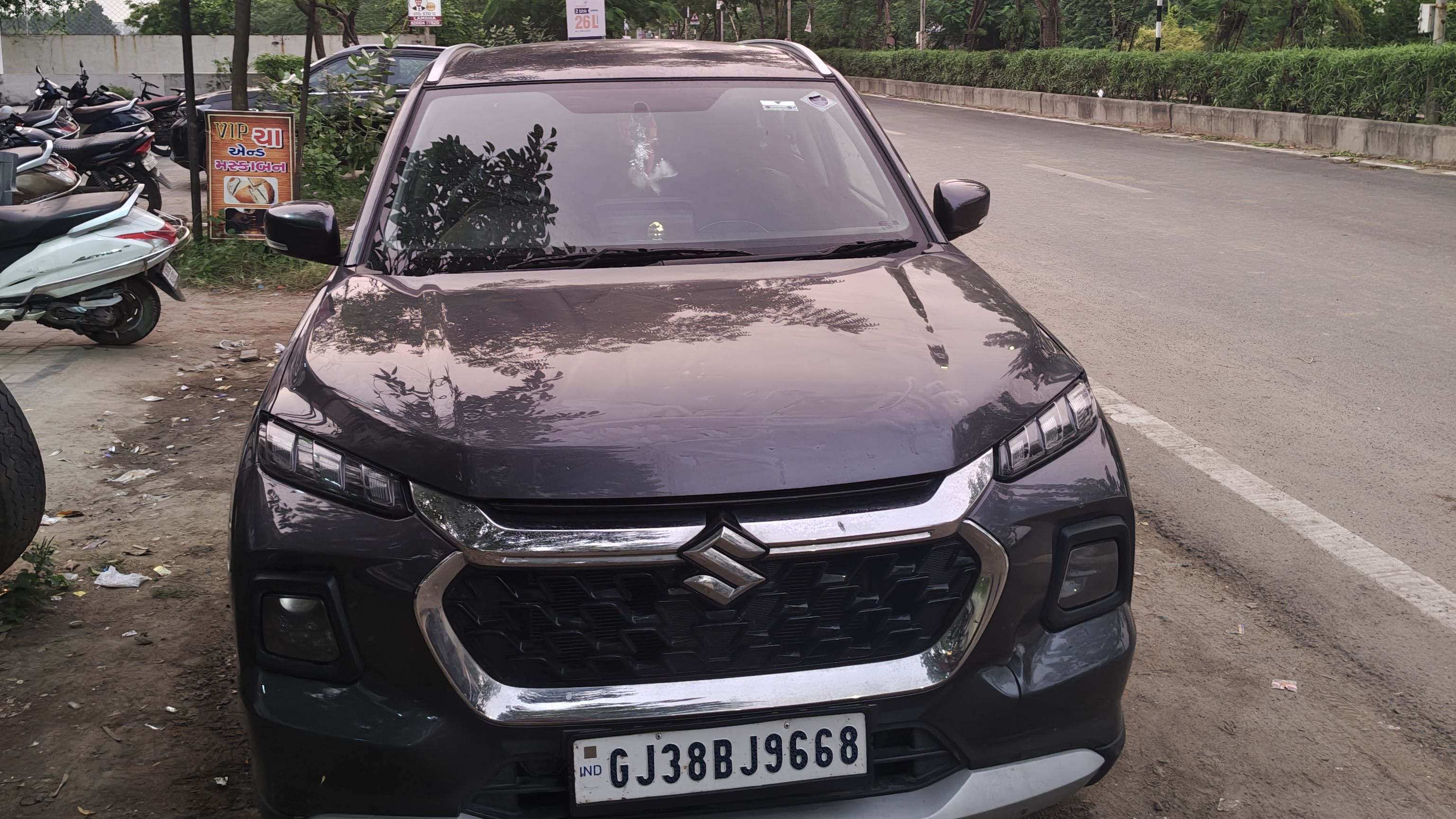 Maruti Suzuki Grand Vitara image 1