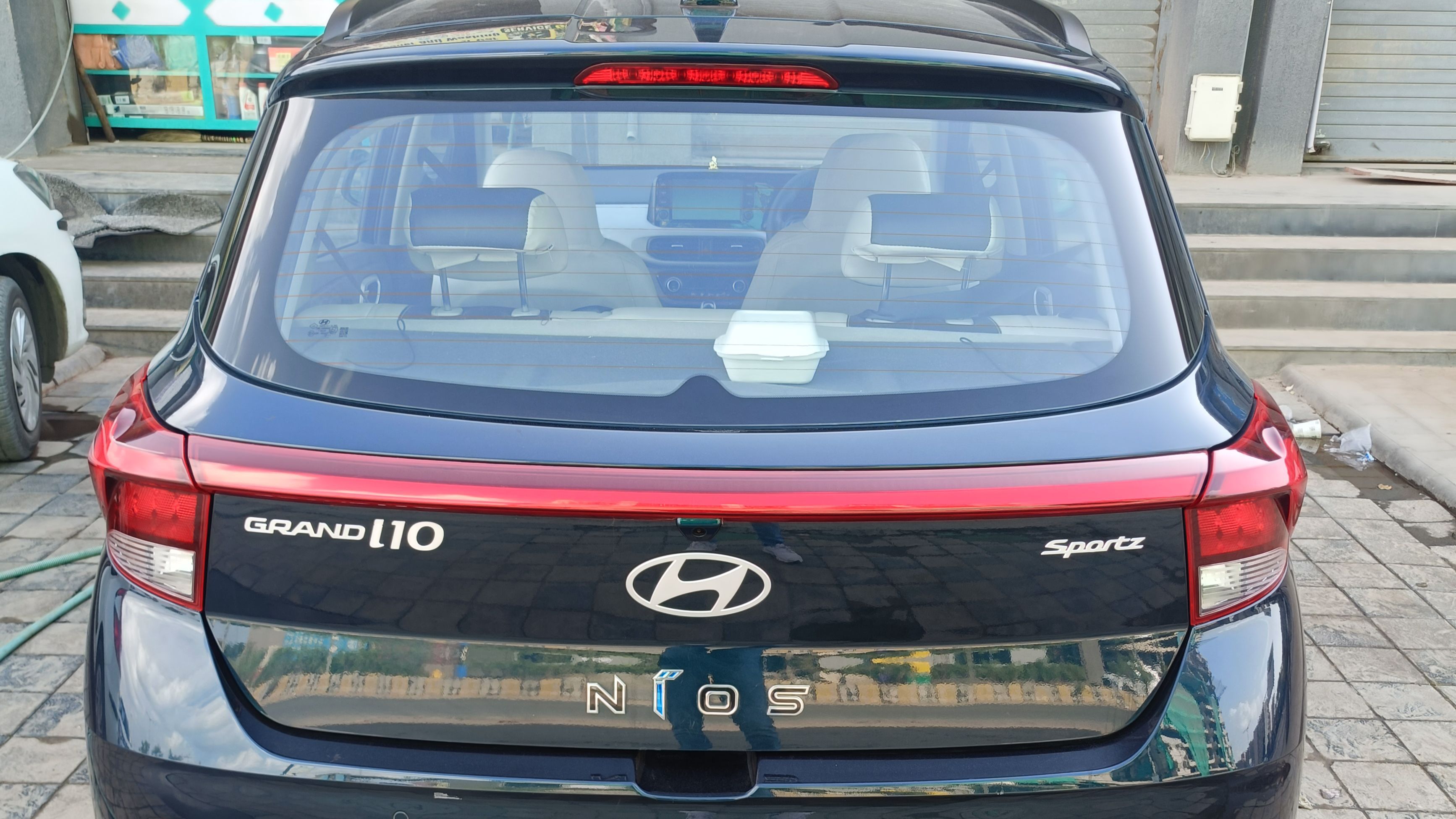 Hyundai Grand i10 Nios image 2