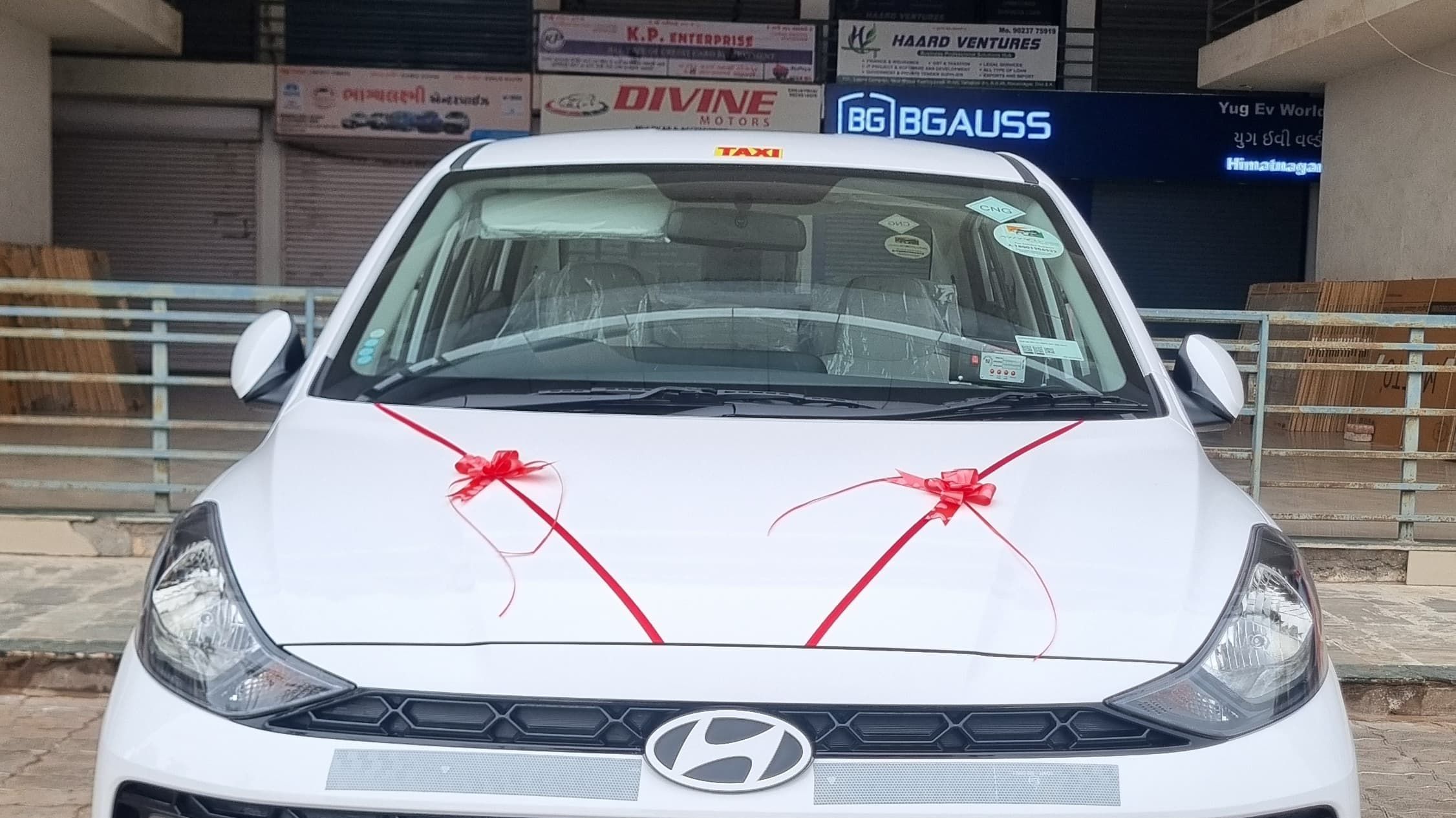 Hyundai Aura image 1