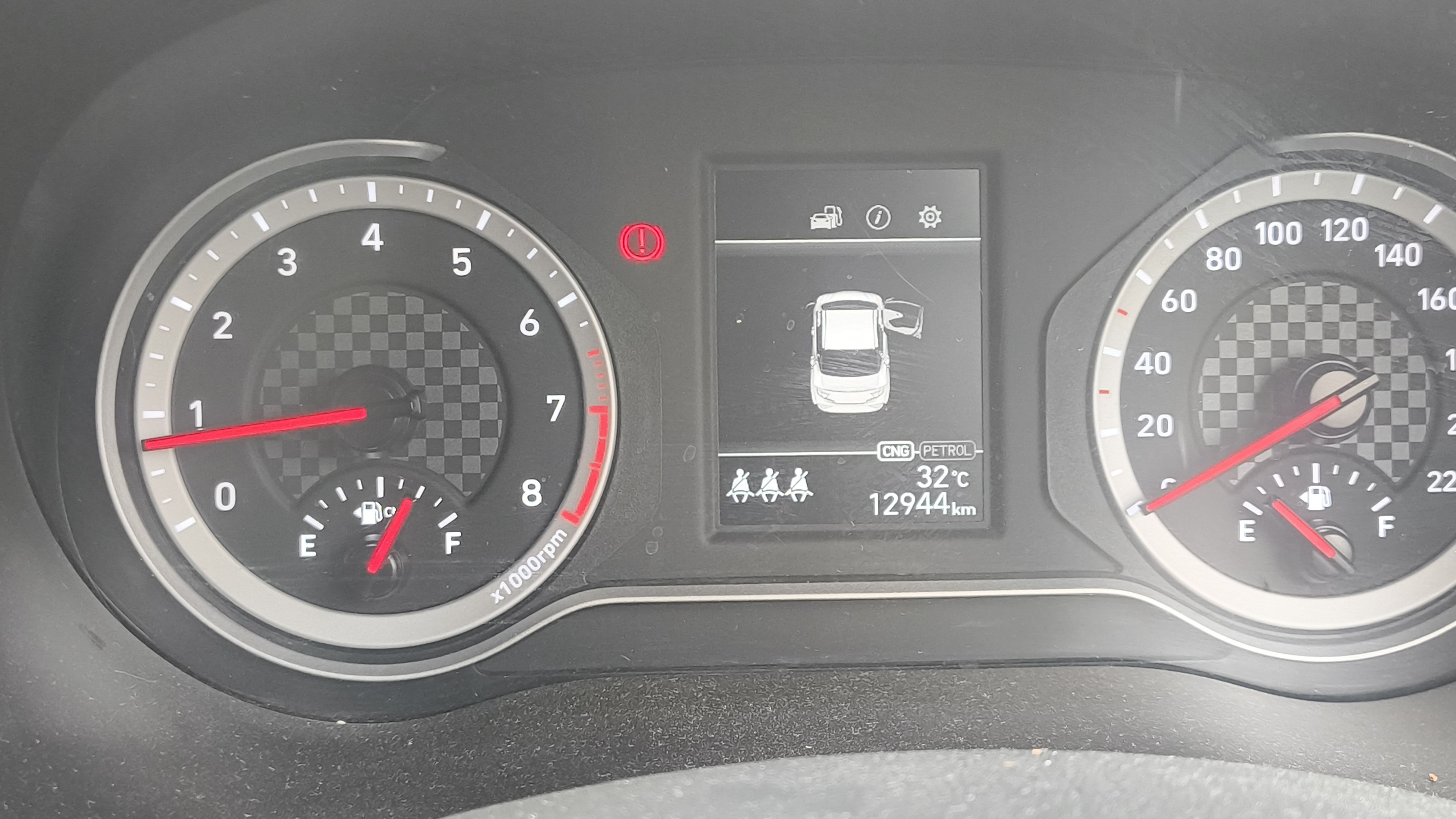 Hyundai Aura image 6
