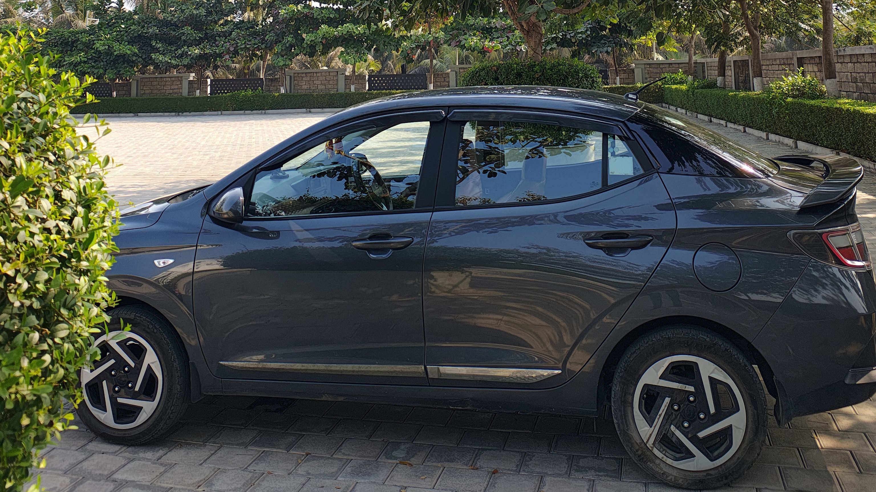 Hyundai Aura