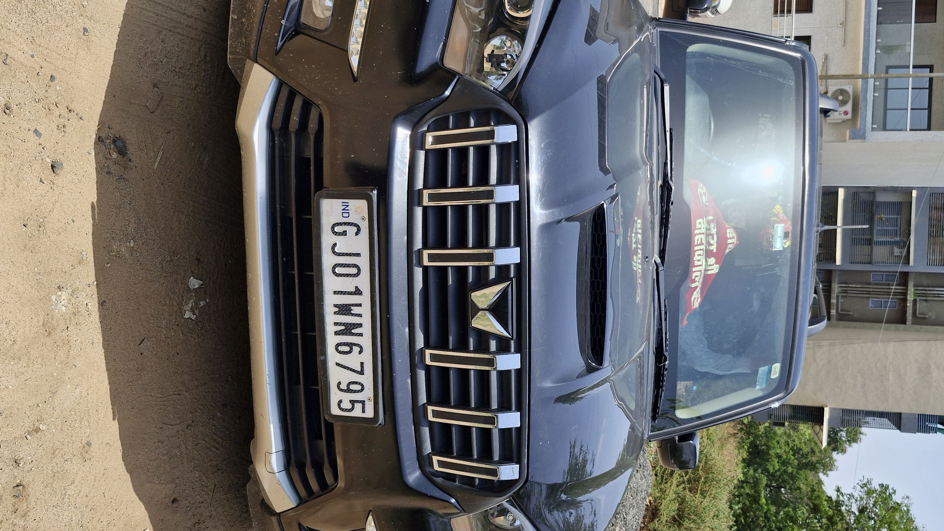 Mahindra Scorpio s11 image 1