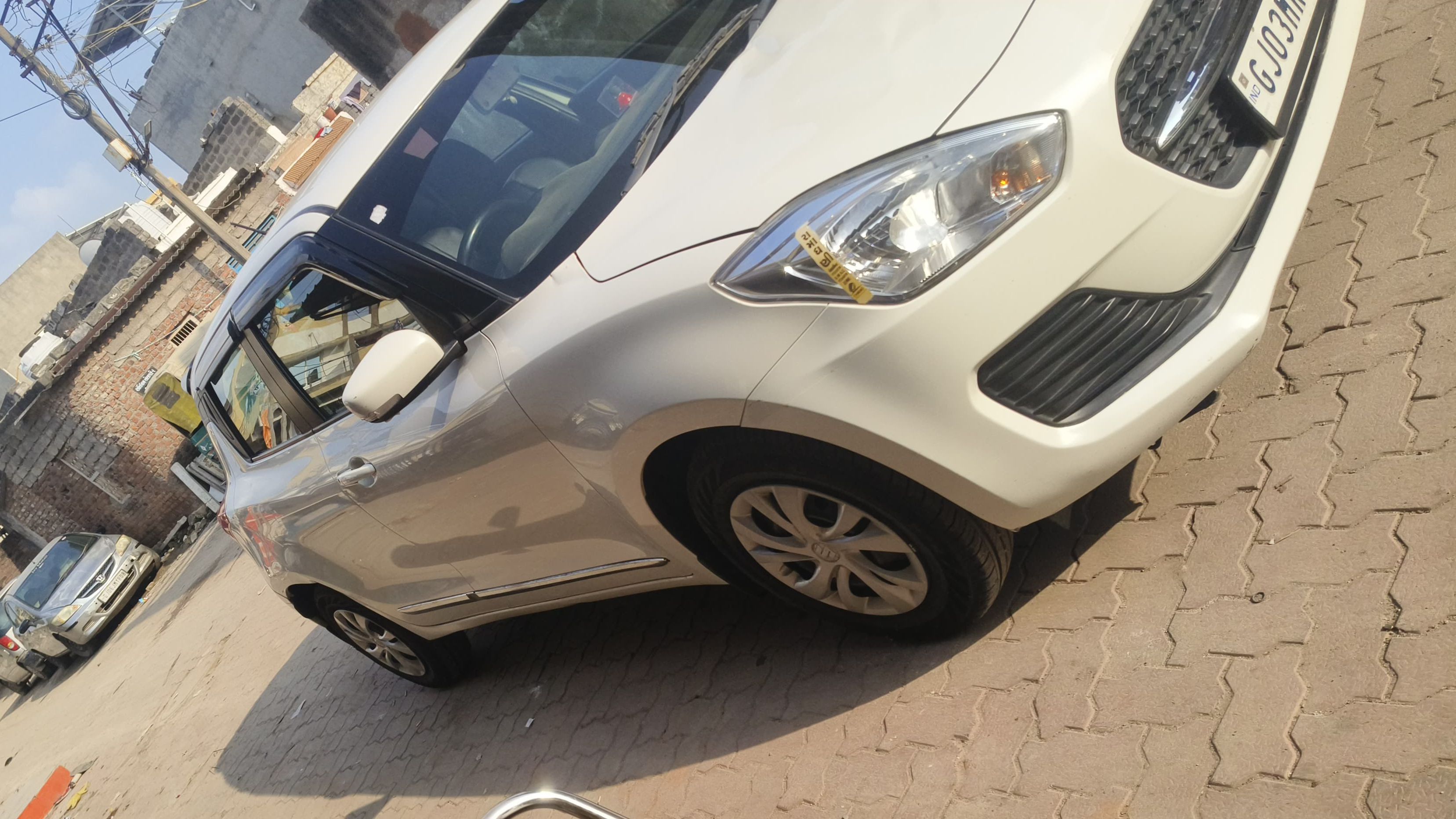 Maruti Suzuki SWIFT image 2