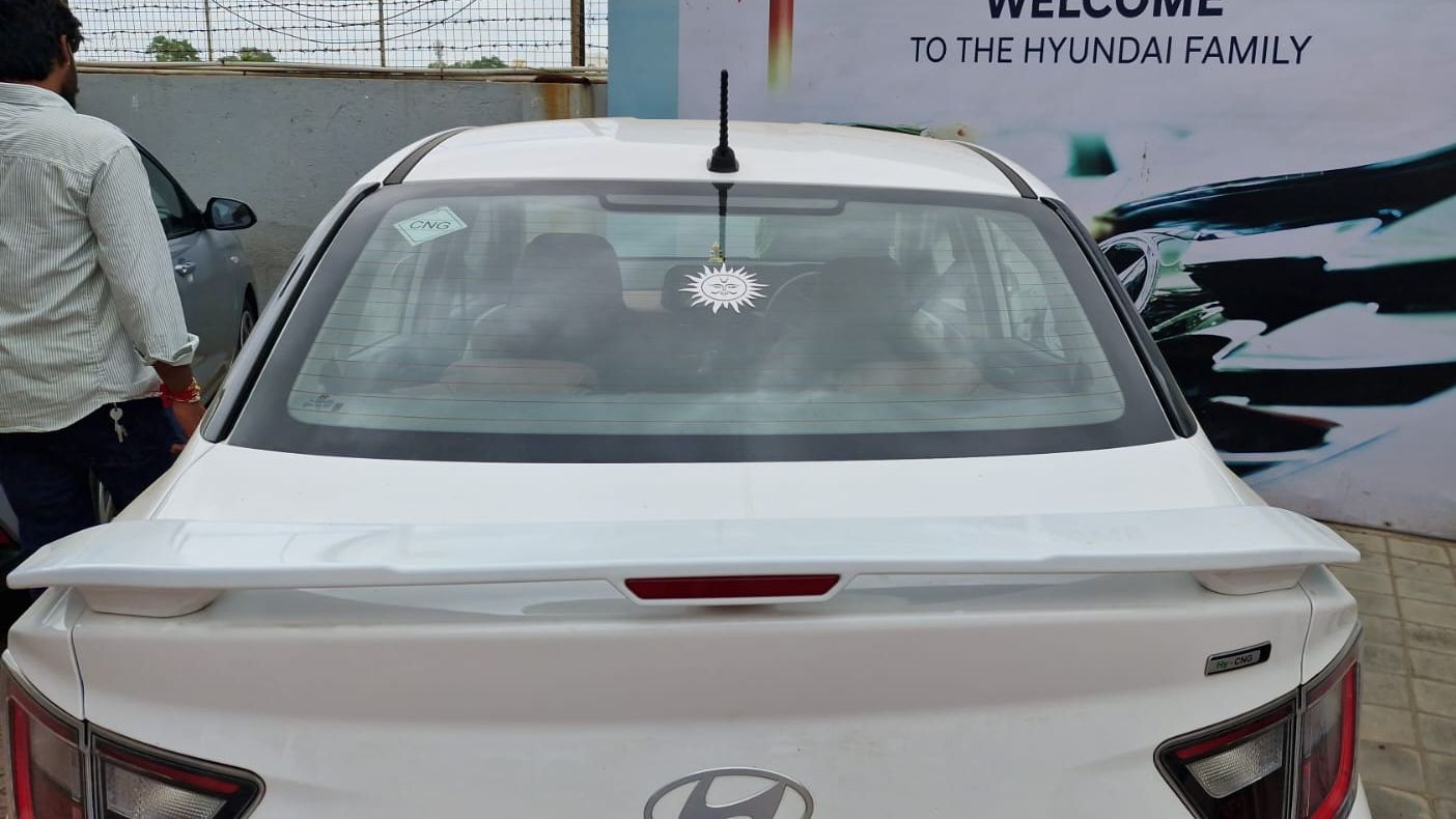 Hyundai Aura image 2
