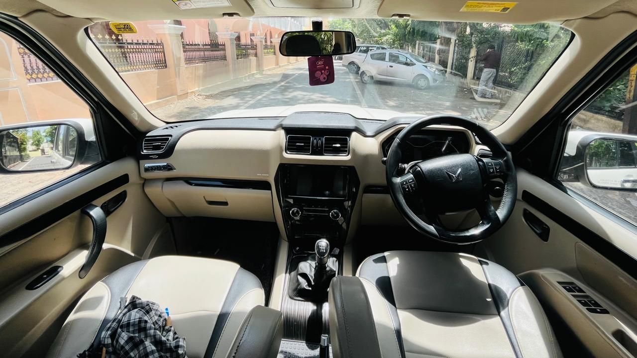 Mahindra Scorpio s11 image 5