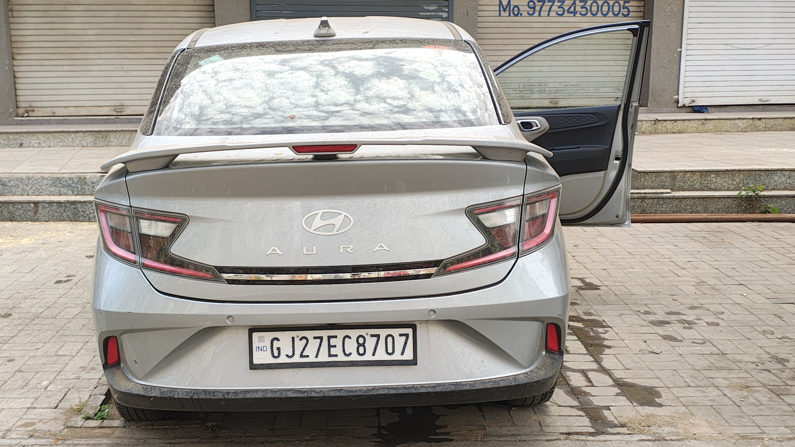 Hyundai Aura image 2