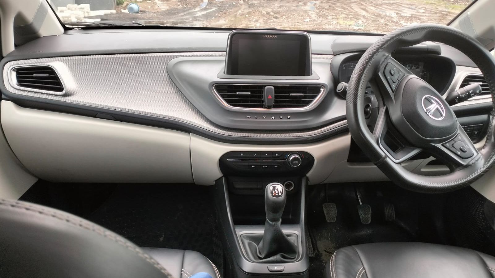 TATA Tata Altroz image 5