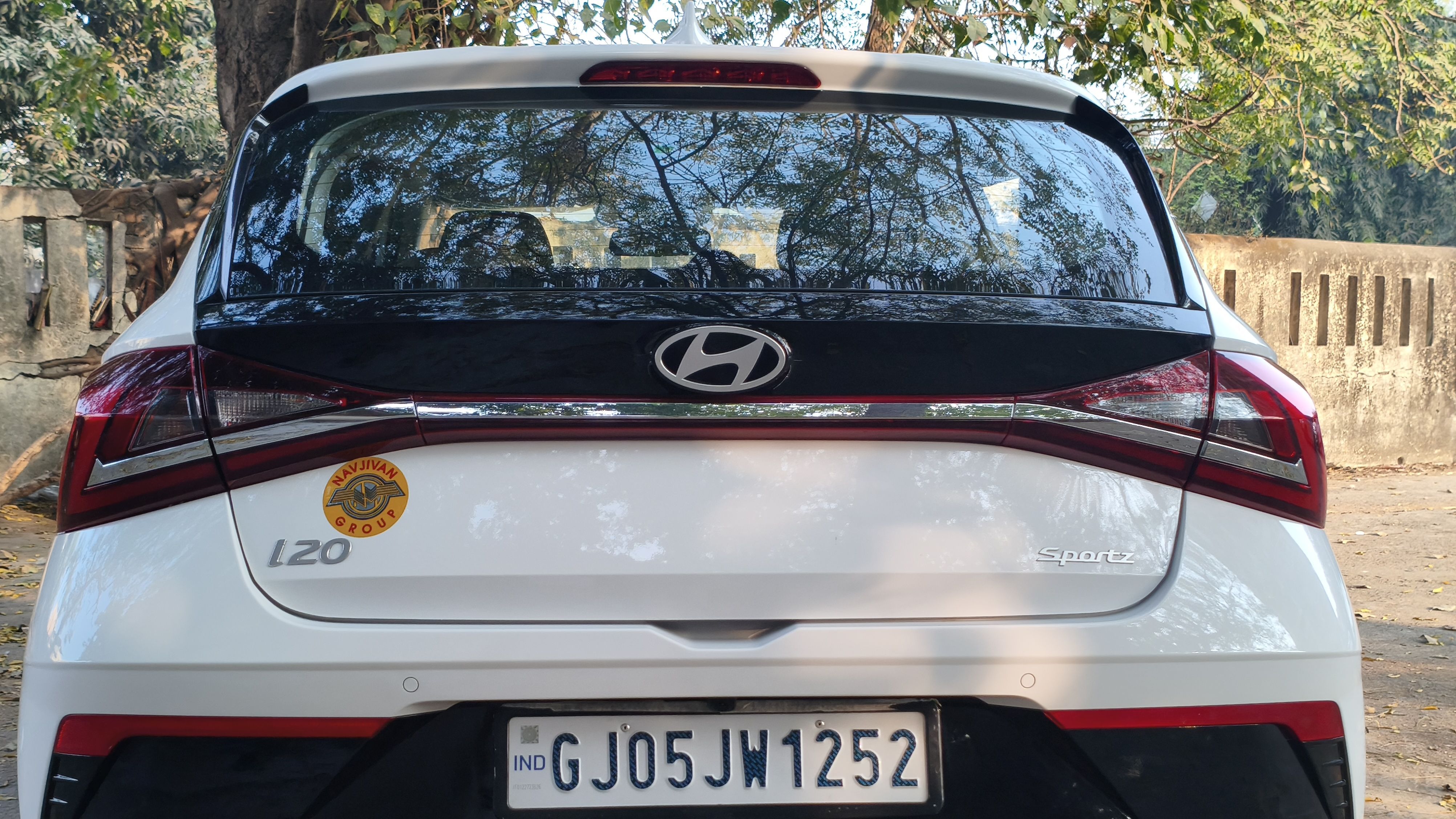 Hyundai i20 image 2