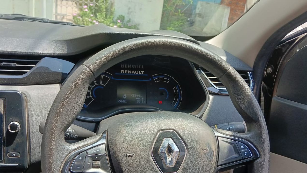 Renault Triber image 5