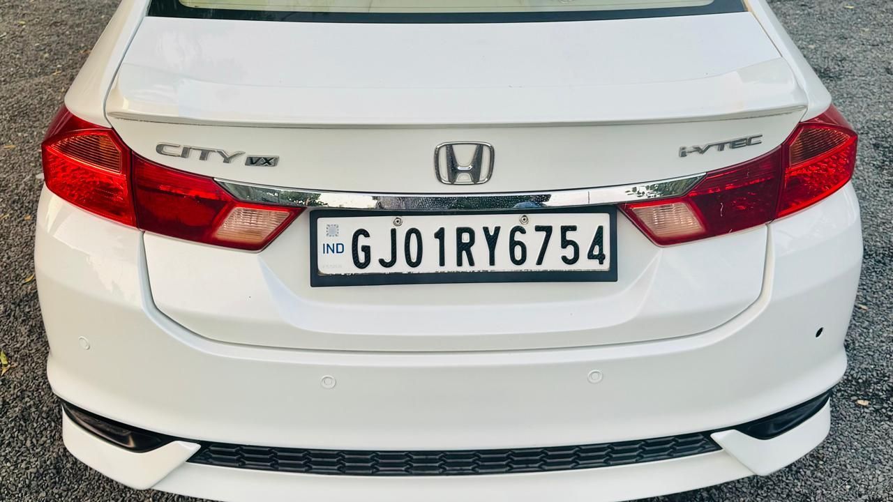 Honda City image 2