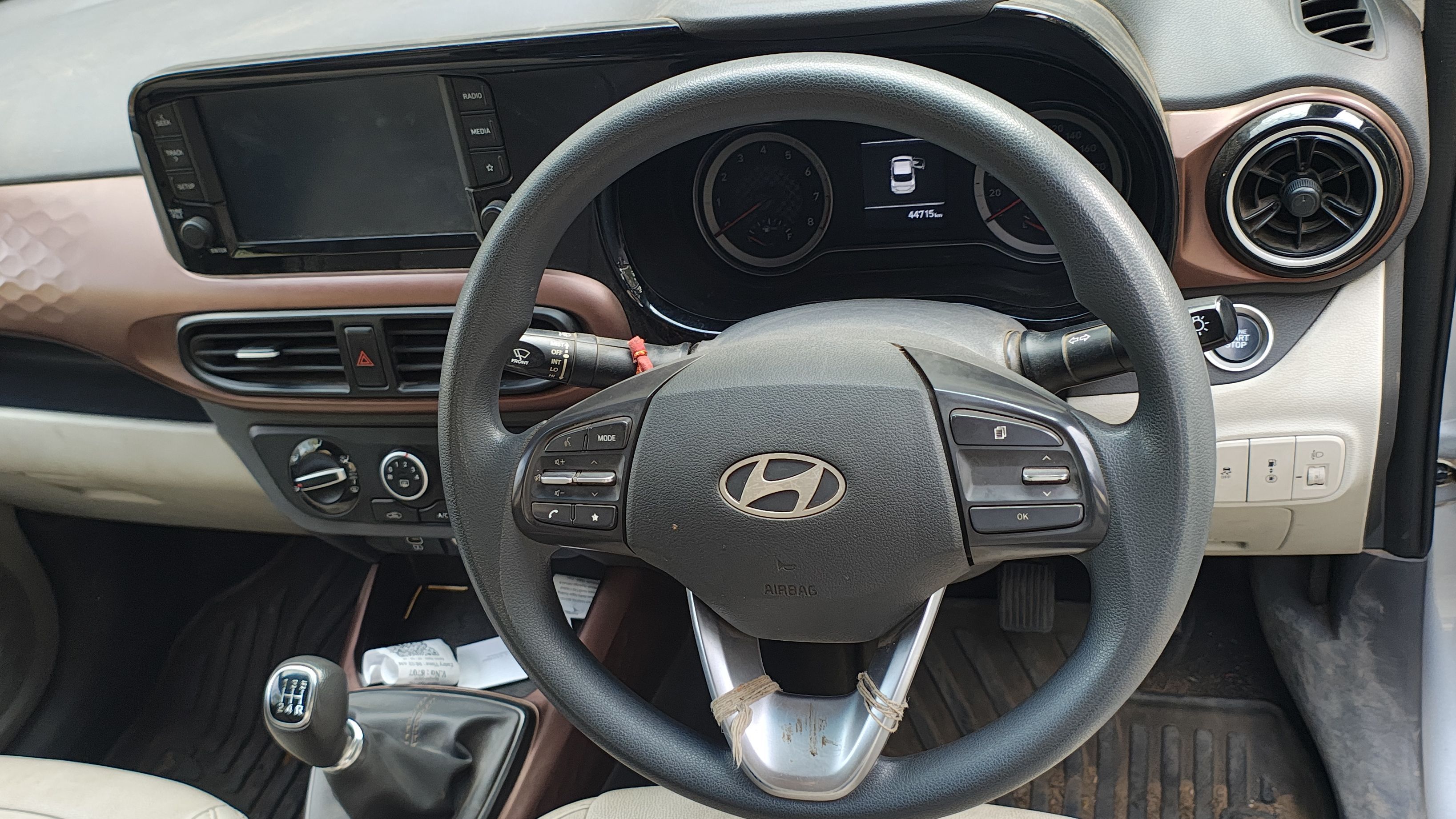 Hyundai Aura image 6
