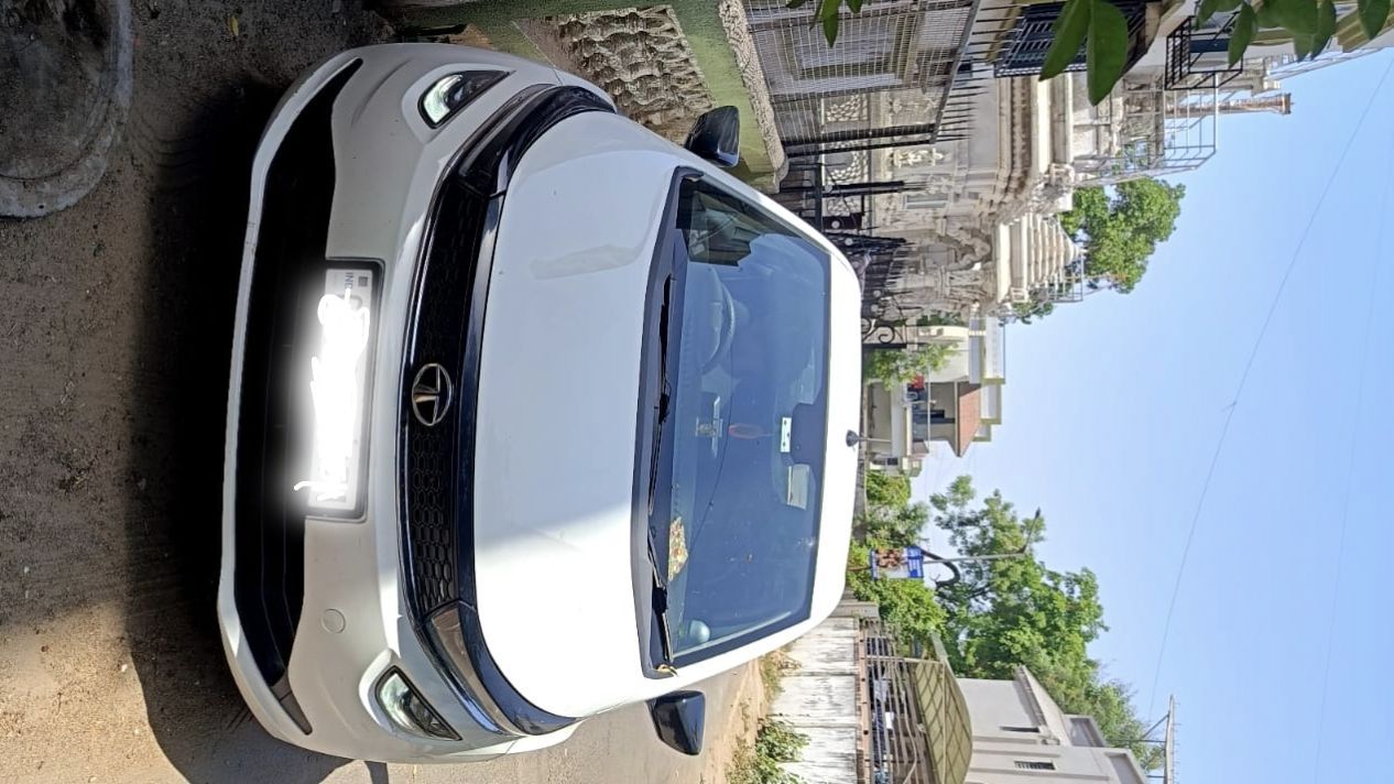 TATA Tata Altroz image 2