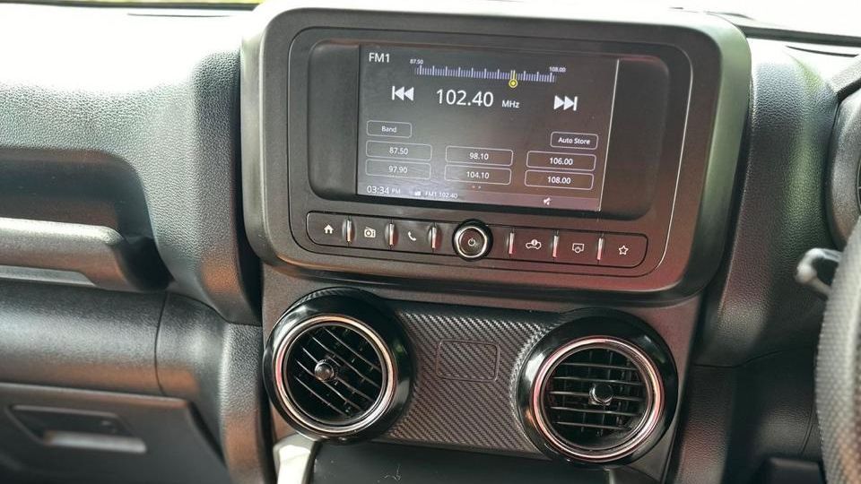 Mahindra Thar 4*4 image 5